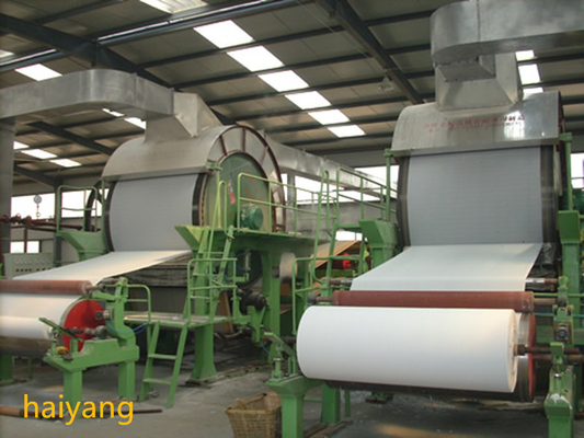 Großes Capaity-Servietten-Küchen-Seidenpapier, das Maschine 200m/Min Jumbo Roll herstellt