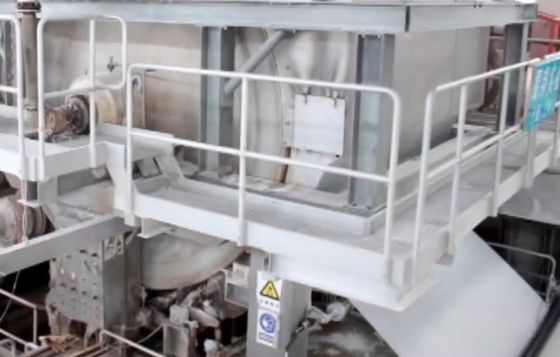 Großes Kapazitäts-Toilettenpapier, das Maschine 3500 Millimeter des riesiges Rollen-13gsm macht