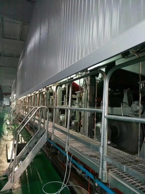 Gewölbte geriffelte Fertigungsstraße Kraftpapier-Maschine 3800 Millimeter riesiges Rollen
