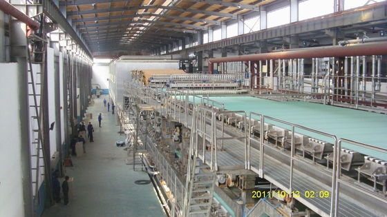 Ausrüstung 600m/Min Craft Paper Making Machine für Kraftpapier-Produktion