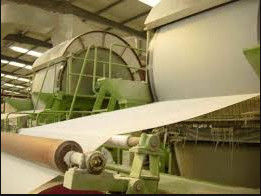 Maschine zur Herstellung von Toilettenpapier Jumbo Roll Abfallpapier Recycling Umwandlung