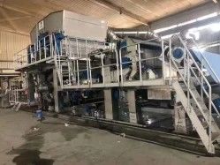 Riesige Rolle zermahlen aufbereitete Seidenpapier-Maschine mit 3200mm Trockner