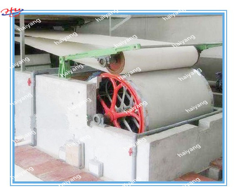 Automatisches 50 TPD-Toilettenpapier, das Maschinen-Rollenrückspulenmaschine herstellt
